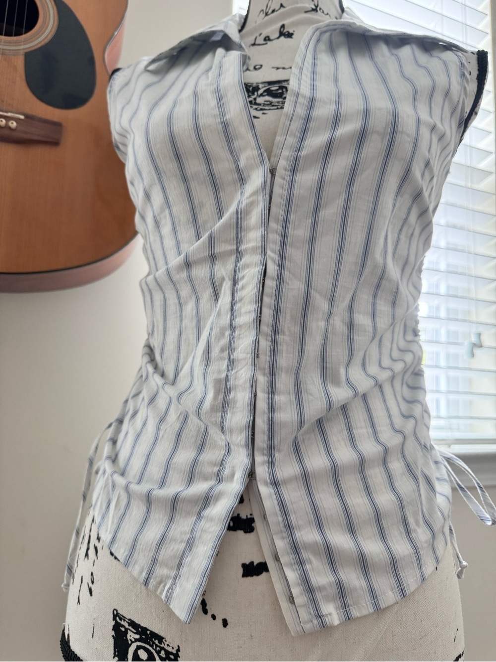 Vintage Y2K forever 21 Blue Stripe Sleeveless corset closure low cut summer top